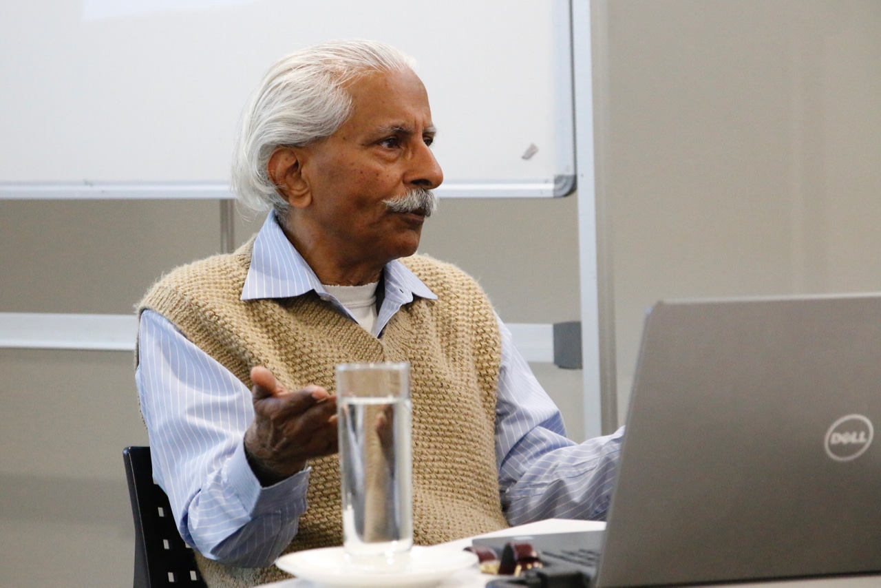 Thumbnail for From one to many: Parallels between multicellularity and social behaviour - Fellows' seminar by Vidyanand Nanjundiah
