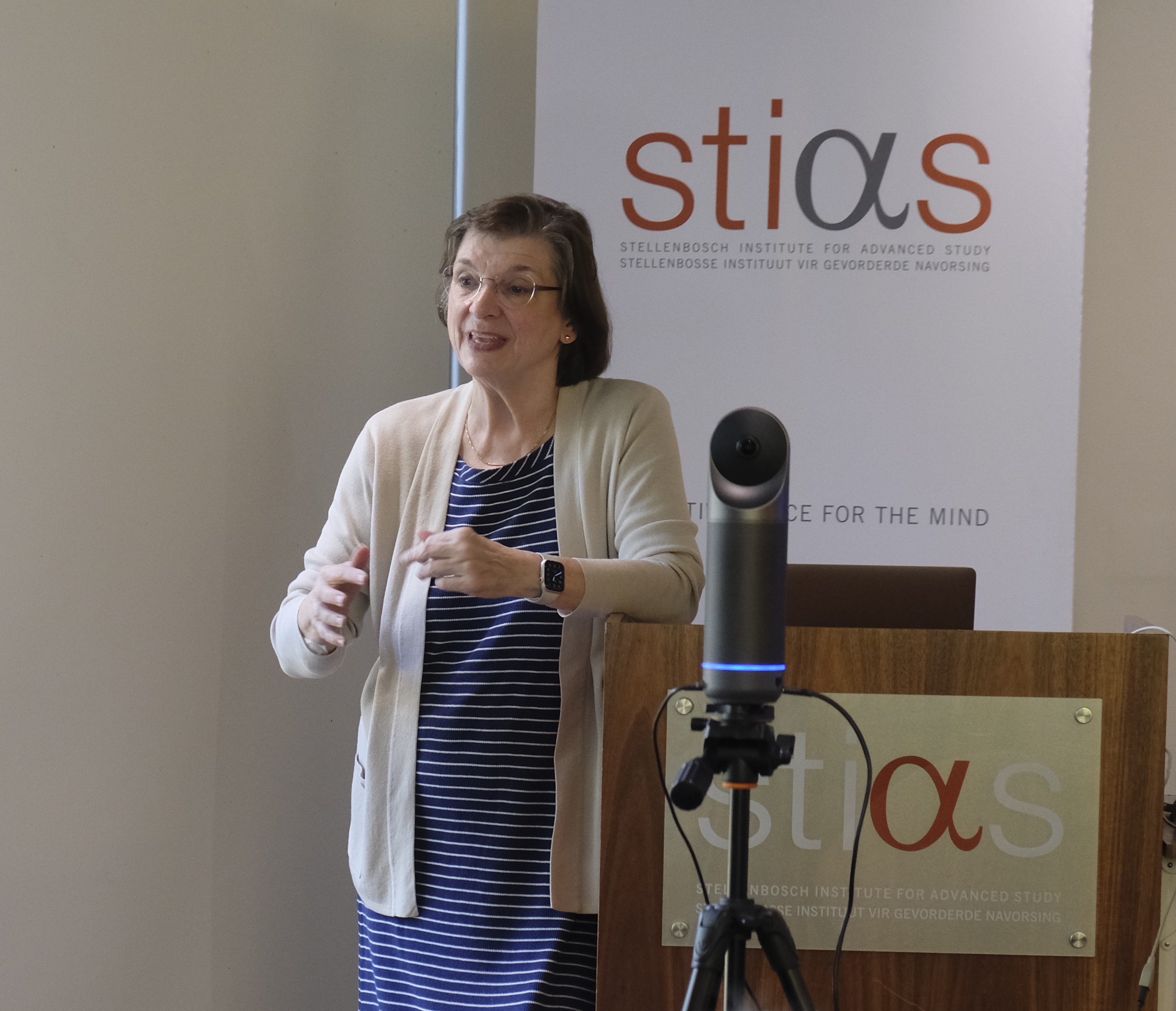 Thumbnail for Family matters: Multilingualism, diversity and language policies - Fellows' seminar by Elizabeth Lanza