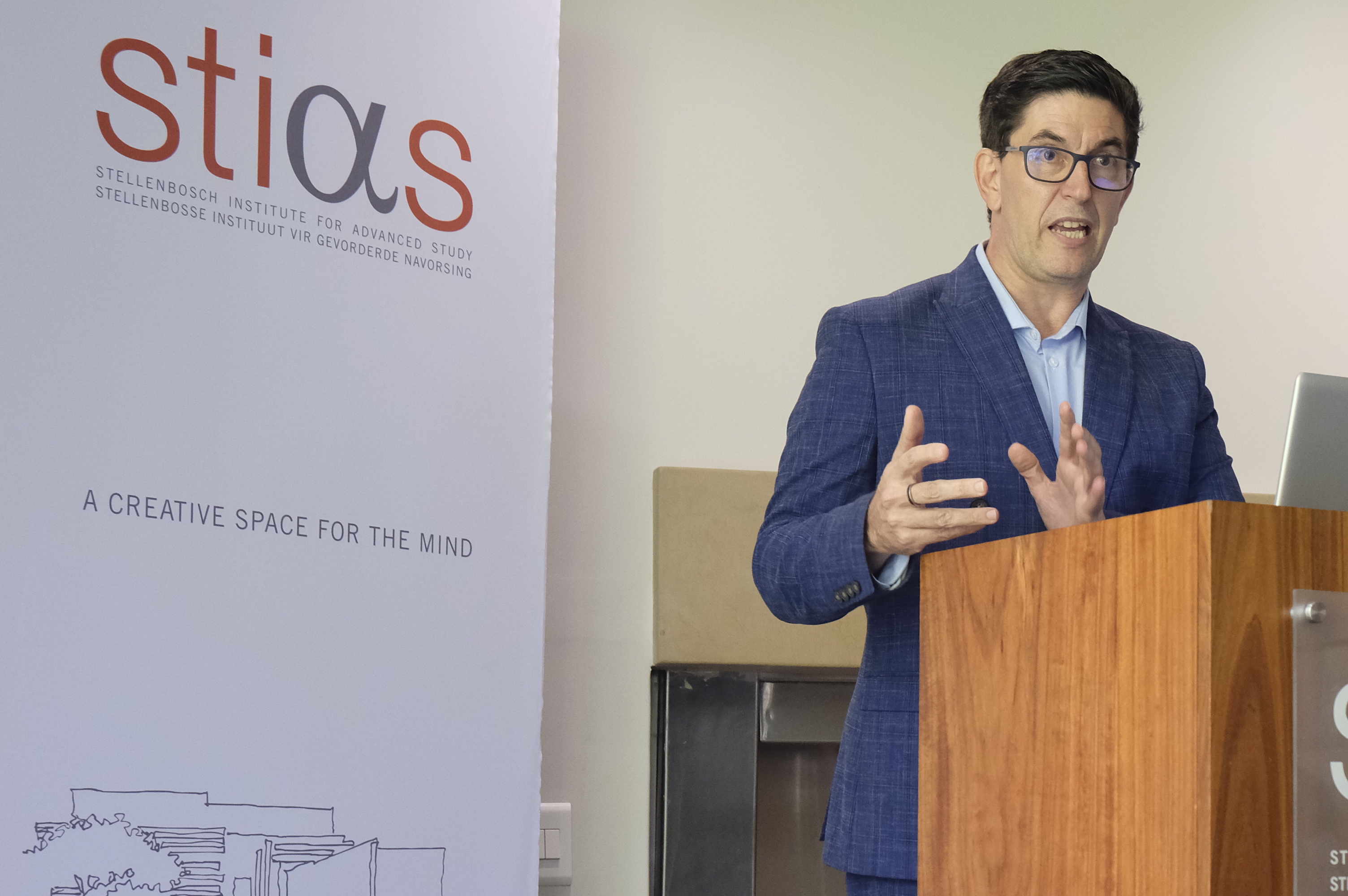 Thumbnail for (De)constructing cultural rights: Academic freedom, the right to science, copyright and the right to education - Fellows' seminar by Klaus Beiter